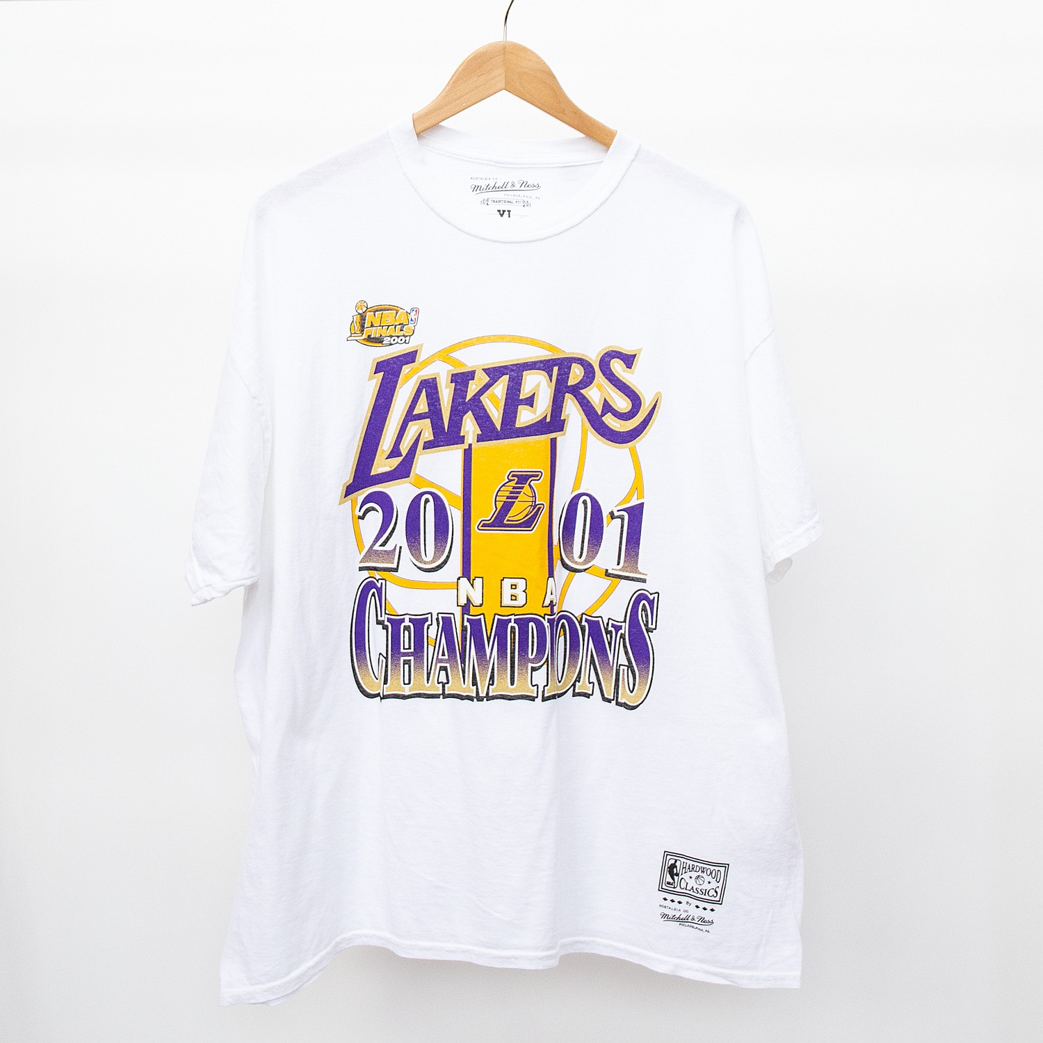 Vintage Champions Los Angeles Lakers Tee
