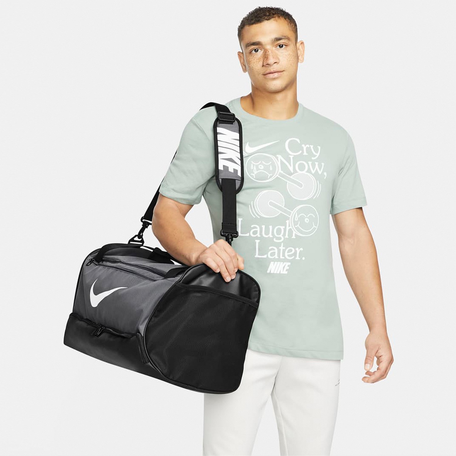 Nike Brasilia Duffel Bag (Medium, 60L).