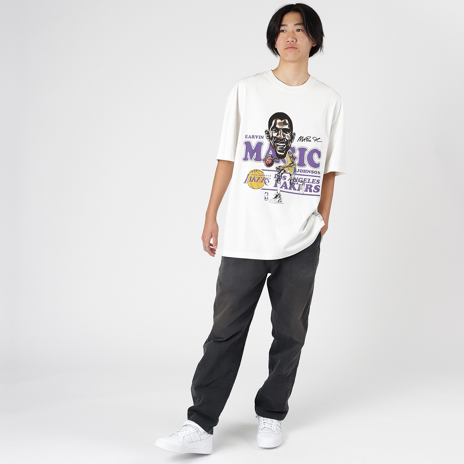 Magic Johnson Los Angeles Lakers HWC Cartoon T-Shirt Unisex