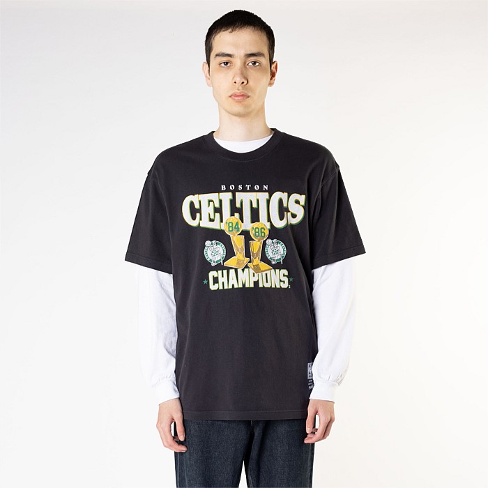 Boston Celtics Vintage Champs Trophy Tee Unisex