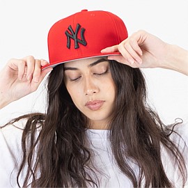 5950 New York Yankees Scarlet Cap