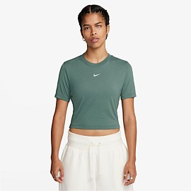 Sportswear Essential Slim Cropped T-Shirt
